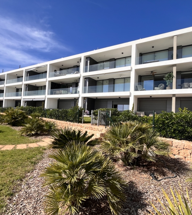 Resa Estates Ibiza apartment for sale te koop zeezicht sea views Cala gracio building main.jpeg